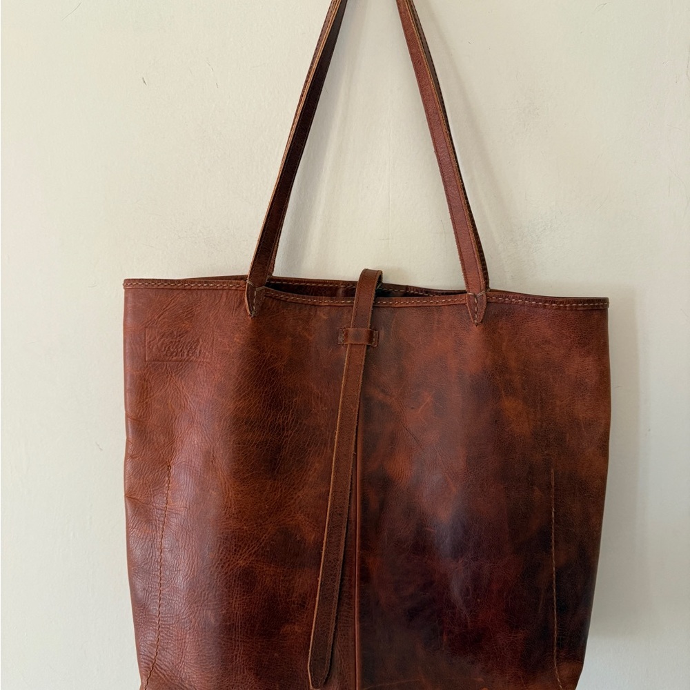CELIA TOTE GENUINE LEATHER HANDBAG - Picture 6 of 16